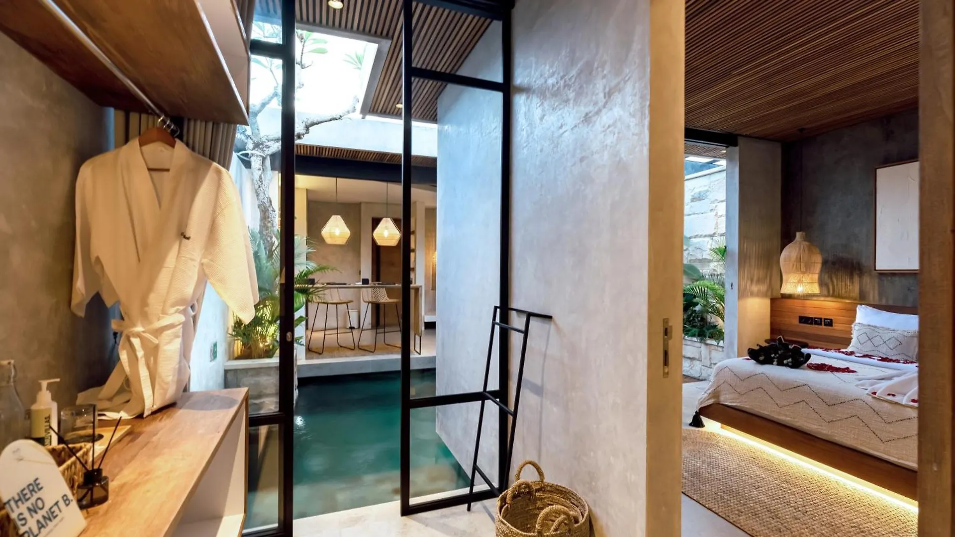 Danu Villas Bali Kerobokan